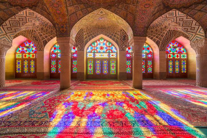لوکیشن برتر عکاسی در شیراز مسجد نصیرالملک